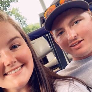 Meet your Posher, Cody